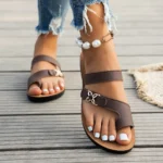 Fashionable Versatile Indoor Outdoor Slip-On Slippers Comfortable Wear-Resistant Polyurethane Soft Bottom Ladies Beach Sandals - Image 5