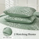 Queen Size Sage Green Quilt Set with Botanical Pattern, 3-Piece Microfiber Bedding for All Seasons