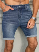 Men’s summer denim shorts, with a blue retro texture. The style is simple, casual, and street-style.