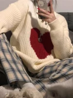KIMOKOKM Winter Sweet Heart-shaped Pattern Sweater Vintage Harajuku Style Full Sleeve Pullovers Loose Knitting Casual Sweater