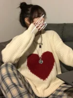 KIMOKOKM Winter Sweet Heart-shaped Pattern Sweater Vintage Harajuku Style Full Sleeve Pullovers Loose Knitting Casual Sweater