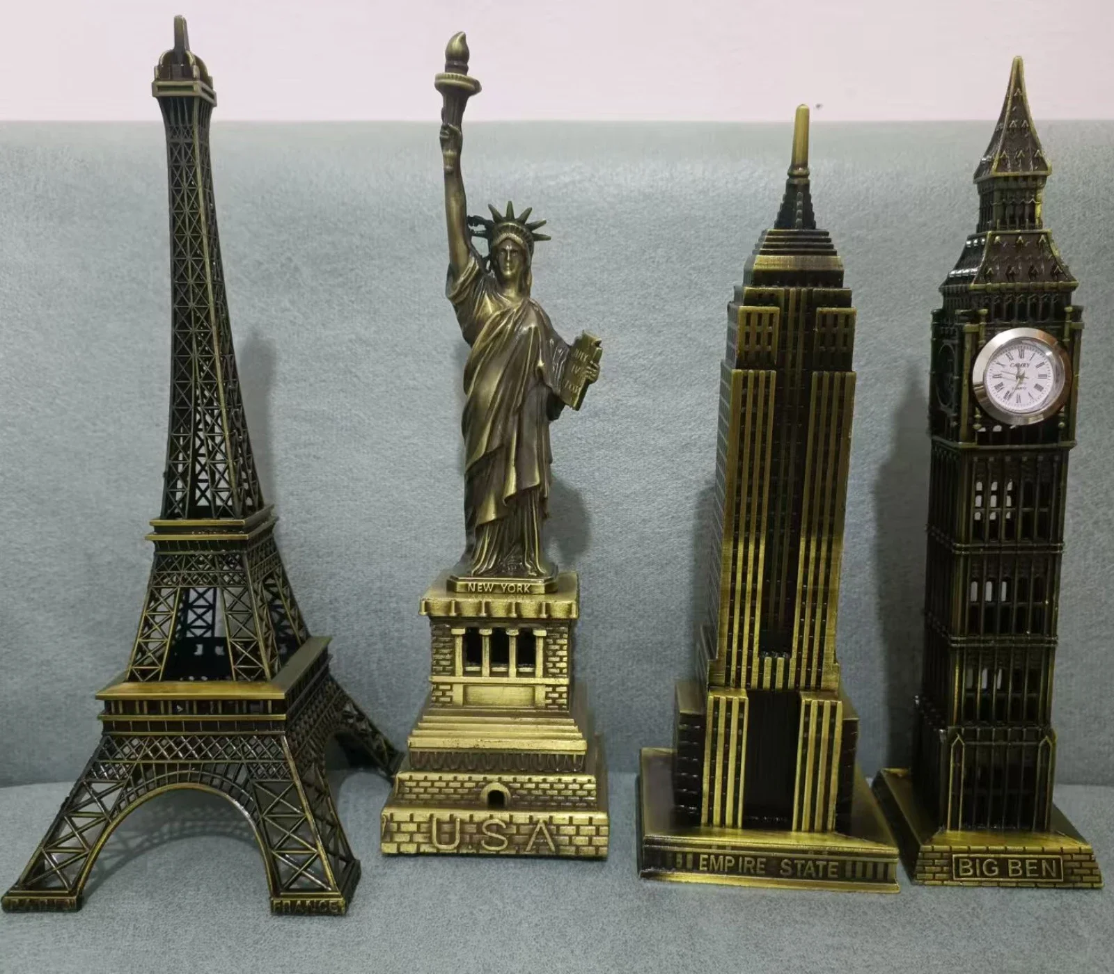 Sffc5f671ca294912831bc04f9cb41339r.webp Metal Building 3d Model Statue World Renowned Landmark Buildings Liberty Home Decoration Building Creative Sculpture Model