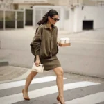 Women's Fashion Pilot Jacket with Bat Sleeves and Zipper, Casual Top - Image 3