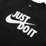 Nike Men's Tee Just Do It Swoosh Short-Sleeved Comfortable, Breathable and Trendy T-Shirt - Image 5